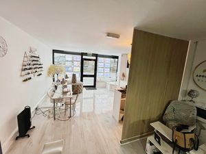 Treatment room- click for photo gallery